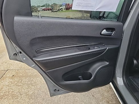 Used 2022 Dodge Durango SXT image 12