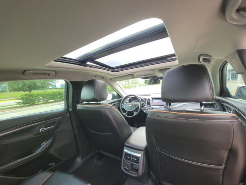 Used 2017 Chevrolet Impala Premier w/ Enhanced Convenience Package image 12