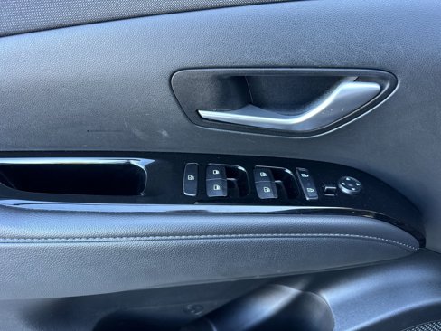 Used 2022 Hyundai Tucson SEL w/ Convenience Package image 10