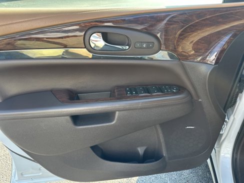 Used 2016 Buick Enclave Premium w/ Enclave Tuscan Edition image 11