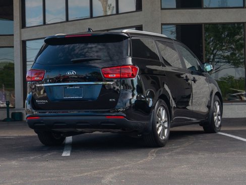 Used 2019 Kia Sedona EX image 6
