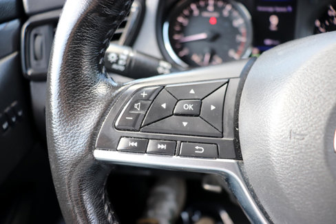 Used 2019 Nissan Rogue SV w/ Sun & Sound Touring Package image 29