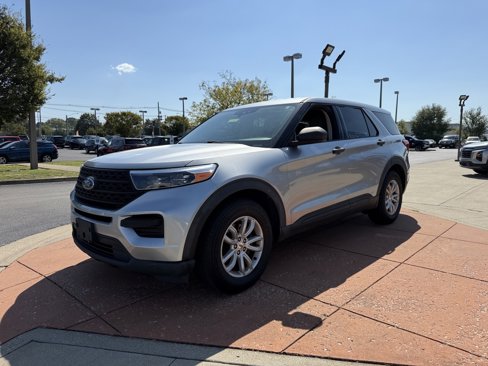 Used 2021 Ford Explorer 2WD image 3