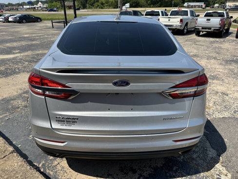 Used 2019 Ford Fusion Titanium image 8