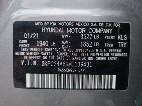 Used 2021 Hyundai Accent SEL image 25