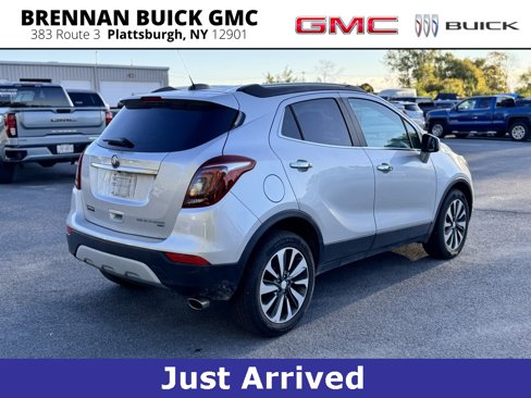 Used 2022 Buick Encore Preferred image 5