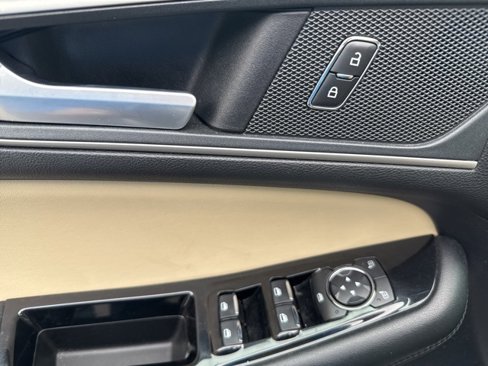 Used 2020 Ford Edge SEL w/ Cargo Accessory Package image 11