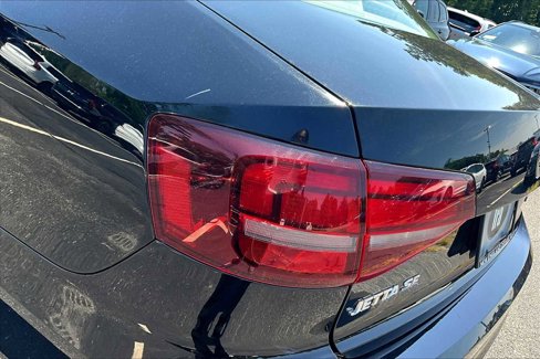 Used 2017 Volkswagen Jetta SE image 26