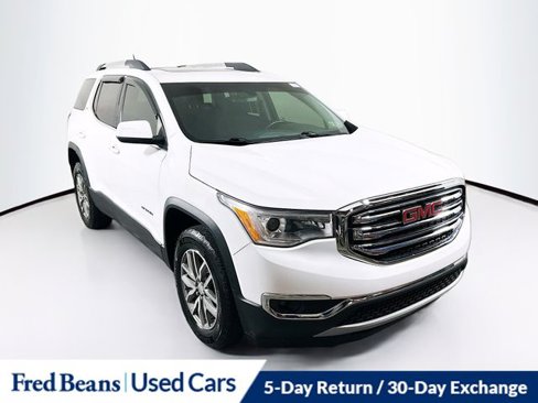 Used 2019 GMC Acadia SLE image 1