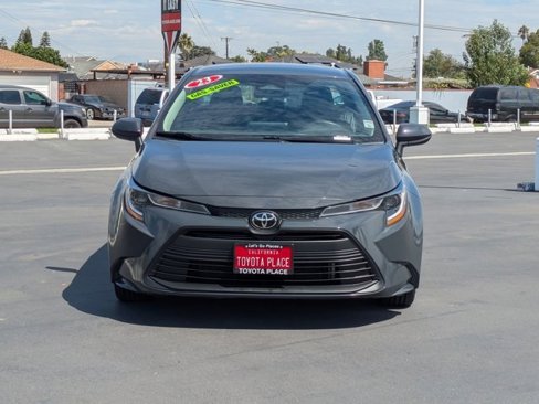 Used 2023 Toyota Corolla LE image 2