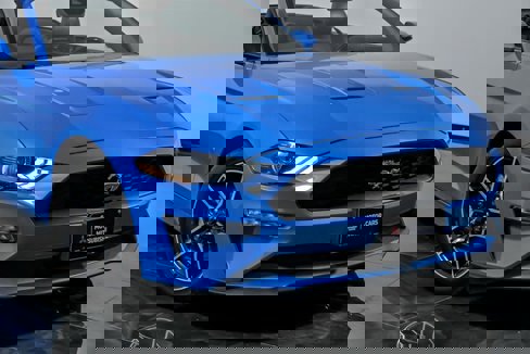 Used 2023 Ford Mustang Premium image 2