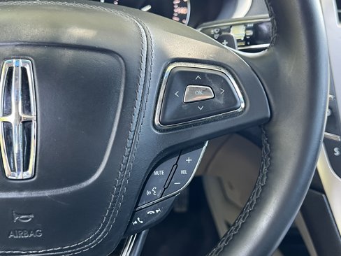 Used 2017 Lincoln MKZ Reserve w/ Technology Package image 20