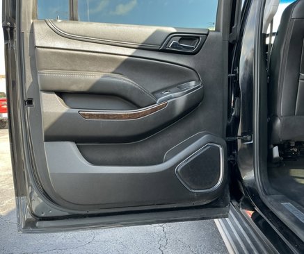 Used 2017 Chevrolet Suburban LT image 45