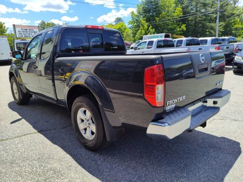 Used 2010 Nissan Frontier SE w/ SE Value Truck Pkg image 7