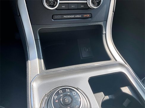 Used 2022 Ford Edge SEL image 27