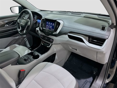 Used 2024 GMC Terrain SLE w/ Driver Convenience Package image 29