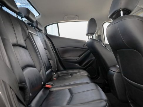Used 2017 MAZDA MAZDA3 Touring image 26