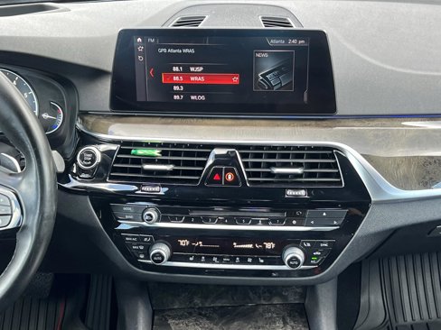 Used 2019 BMW 540i w/ Convenience Package image 16
