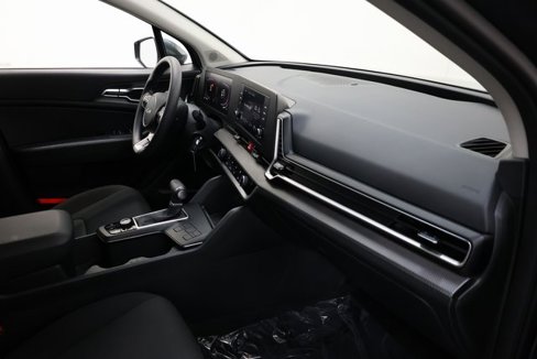Used 2025 Kia Sportage LX image 72