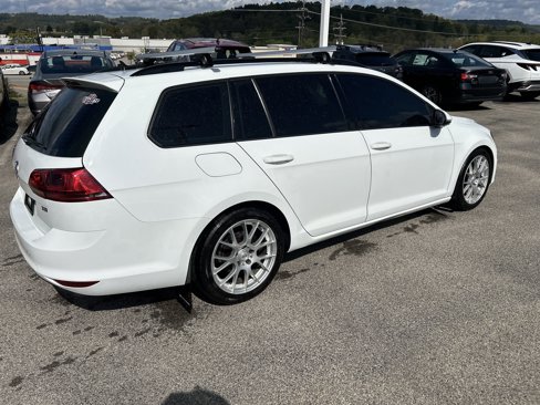 Used 2015 Volkswagen Golf S image 6
