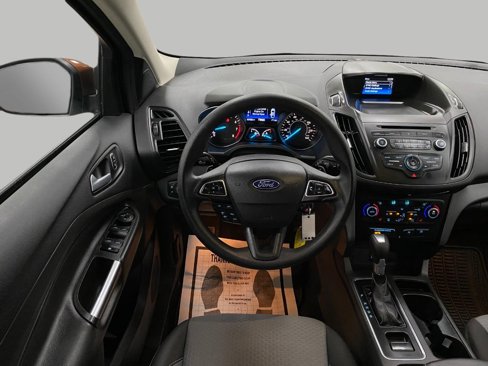 Used 2017 Ford Escape SE w/ SE Cold Weather Package image 13