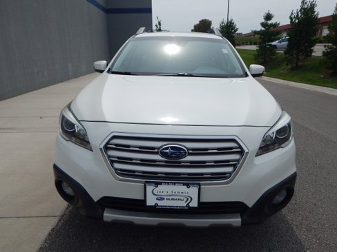 Used 2017 Subaru Outback 2.5i Limited image 8