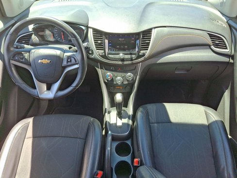 Used 2022 Chevrolet Trax LT w/ Driver Confidence Package image 14