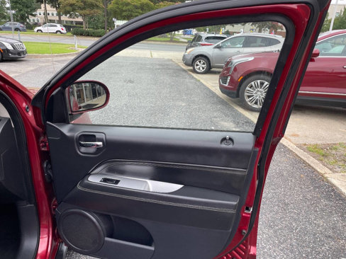 Used 2014 Jeep Compass High Altitude image 37