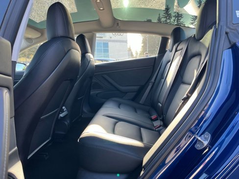 Used 2018 Tesla Model 3 Long Range image 23