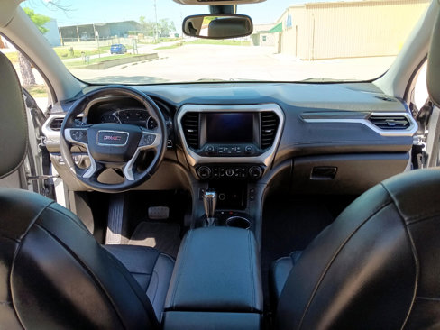 Used 2017 GMC Acadia SLT image 18