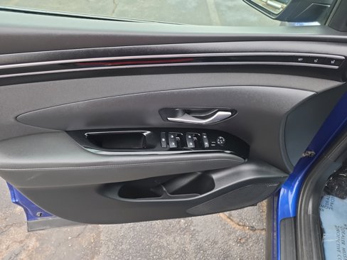 Used 2022 Hyundai Tucson Limited image 13