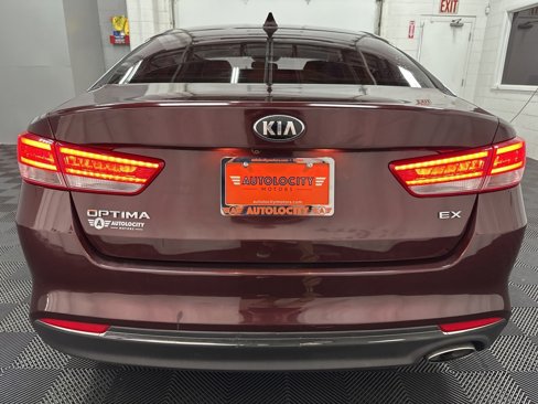 Used 2016 Kia Optima EX image 9