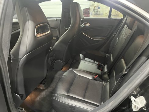 Used 2016 Mercedes-Benz CLA 250 4MATIC image 12