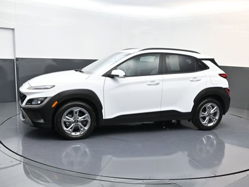 Used 2023 Hyundai Kona SEL image 7