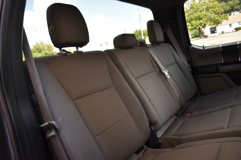 Used 2015 Ford F150 XLT image 28