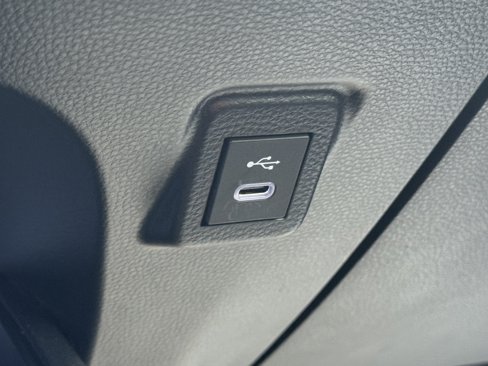 Used 2023 Toyota Corolla LE image 21