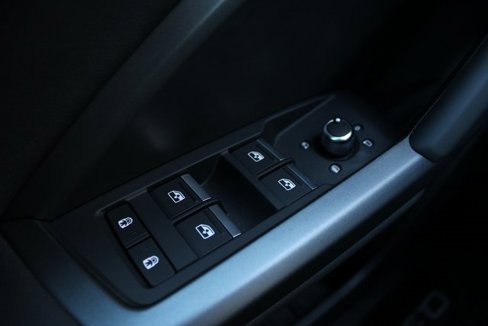 New 2025 Audi Q3 2.0T Premium image 18