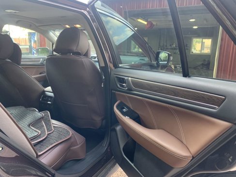 Used 2017 Subaru Outback 3.6R Touring image 22