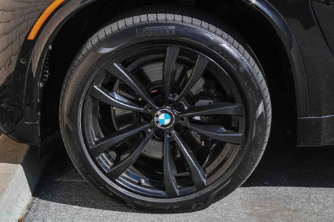 Used 2018 BMW X5 xDrive50i image 11