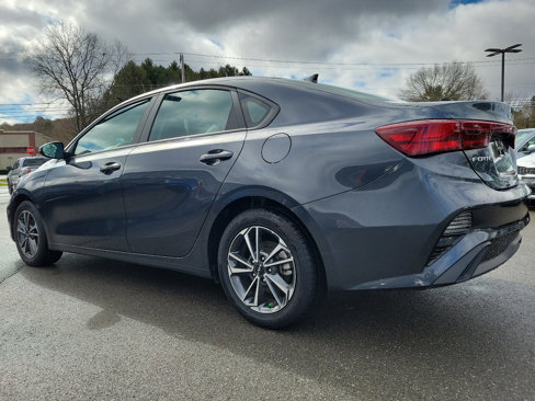 Used 2023 Kia Forte LXS w/ LXS Technology Package image 4