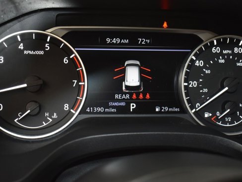 Used 2022 Nissan Rogue SV image 7