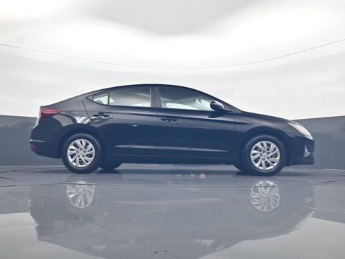 Used 2019 Hyundai Elantra SE w/ Cargo Package image 24