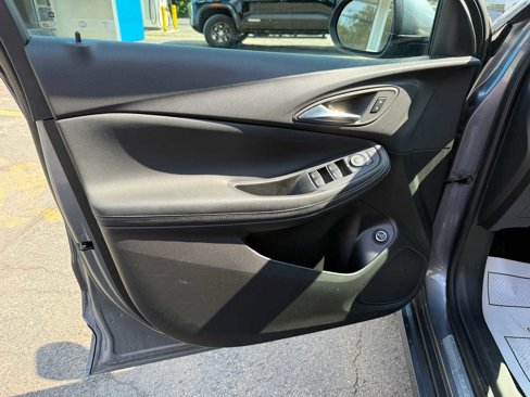 Used 2022 Buick Encore GX Select w/ Sport Touring Package image 13