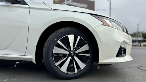 Used 2019 Nissan Altima 2.5 SV image 7