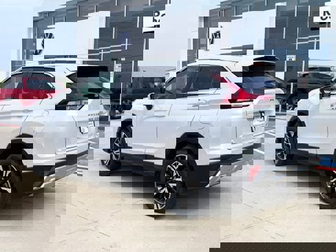 Used 2024 Mitsubishi Eclipse Cross SEL image 4