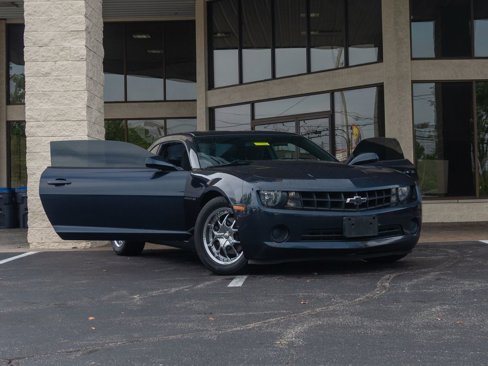 Used 2013 Chevrolet Camaro LS image 10
