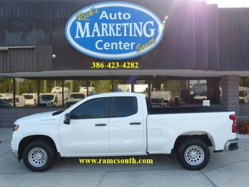 Used 2022 Chevrolet Silverado 1500 W/T w/ WT Value Package image 1