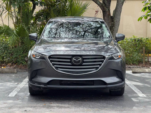 Used 2018 MAZDA CX-9 Touring image 2