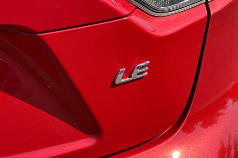 Used 2021 Toyota Corolla LE image 25