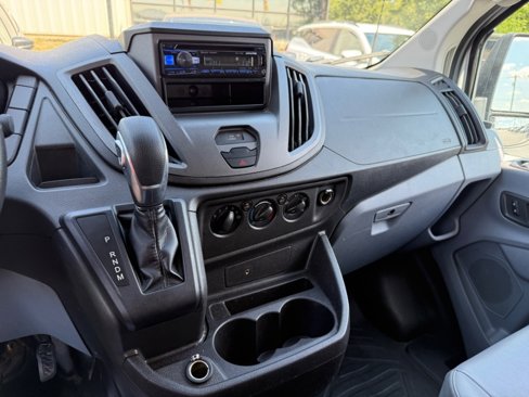 Used 2019 Ford Transit 250 130 Low Roof image 31
